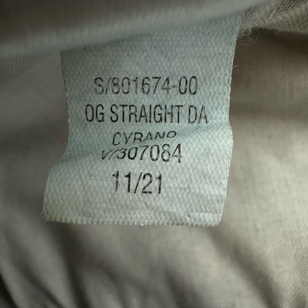 Old Navy High-Waisted Button-Fly O.G. Straight Ripped Cut-Off Jeans size 12 - Picture 11 of 11